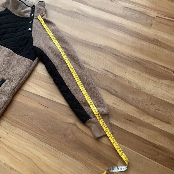 Abercrombie And Fitch Jacket Womens Medium Brown Black Fleece Quilted NWT - Picture 5 of 11